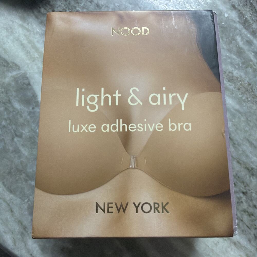 NEW Nood Light & Airy Adhesive Bra soft tan size A cup (msca)